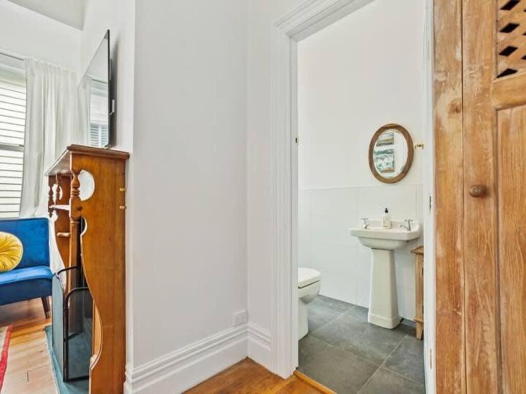Cheerful 1 Bedroom Home With Free Parking Auckland Eksteriør bilde